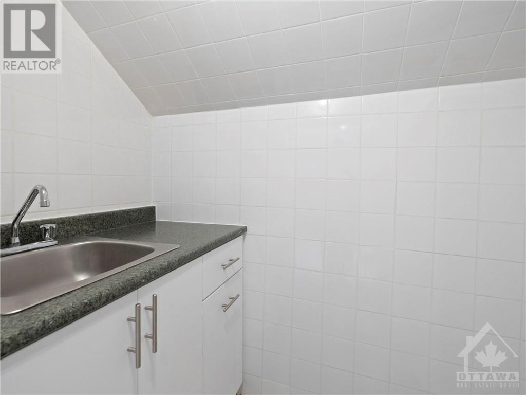 1989 Naples Avenue, Ottawa, Ontario  K1G 2B5 - Photo 25 - 1407671