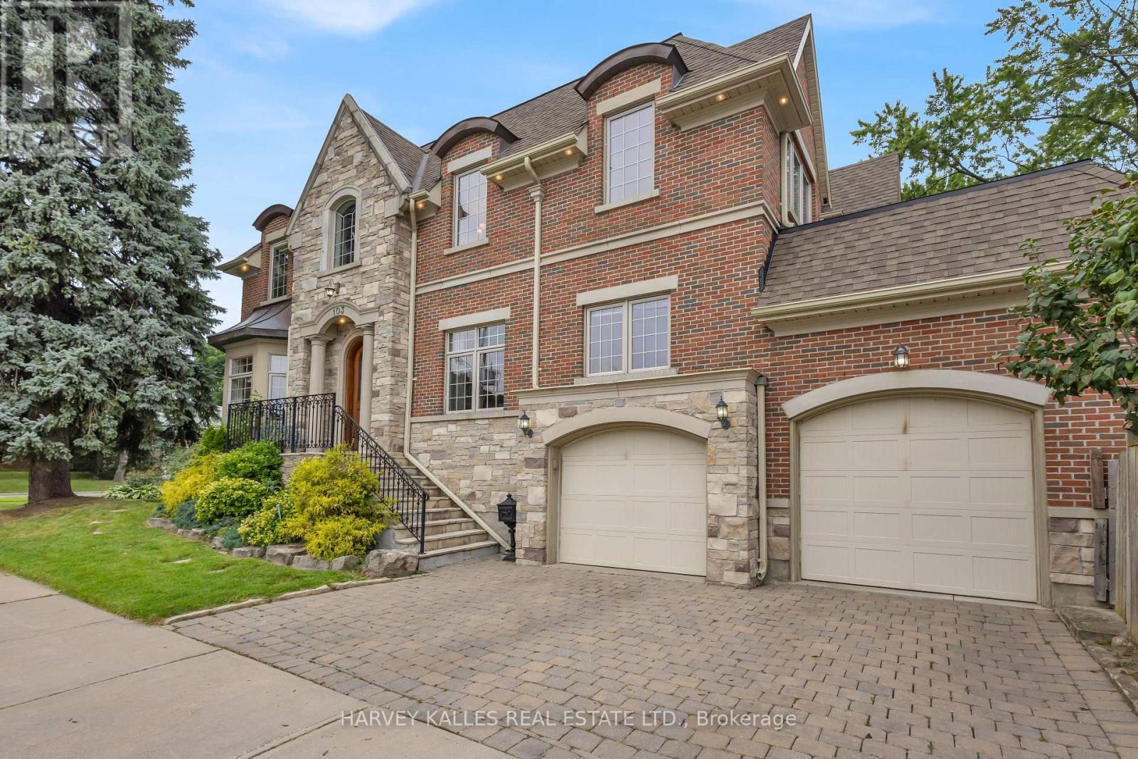 103 Clyde Avenue, Toronto (Bedford Park-Nortown), Ontario  M5M 4G5 - Photo 2 - C9260173