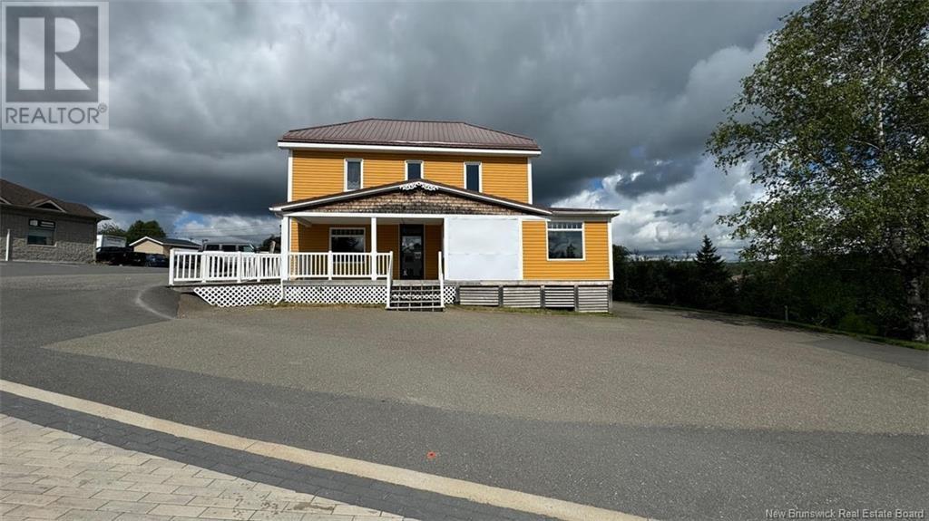 64 Broadway Street, Grand-Sault/Grand Falls, New Brunswick