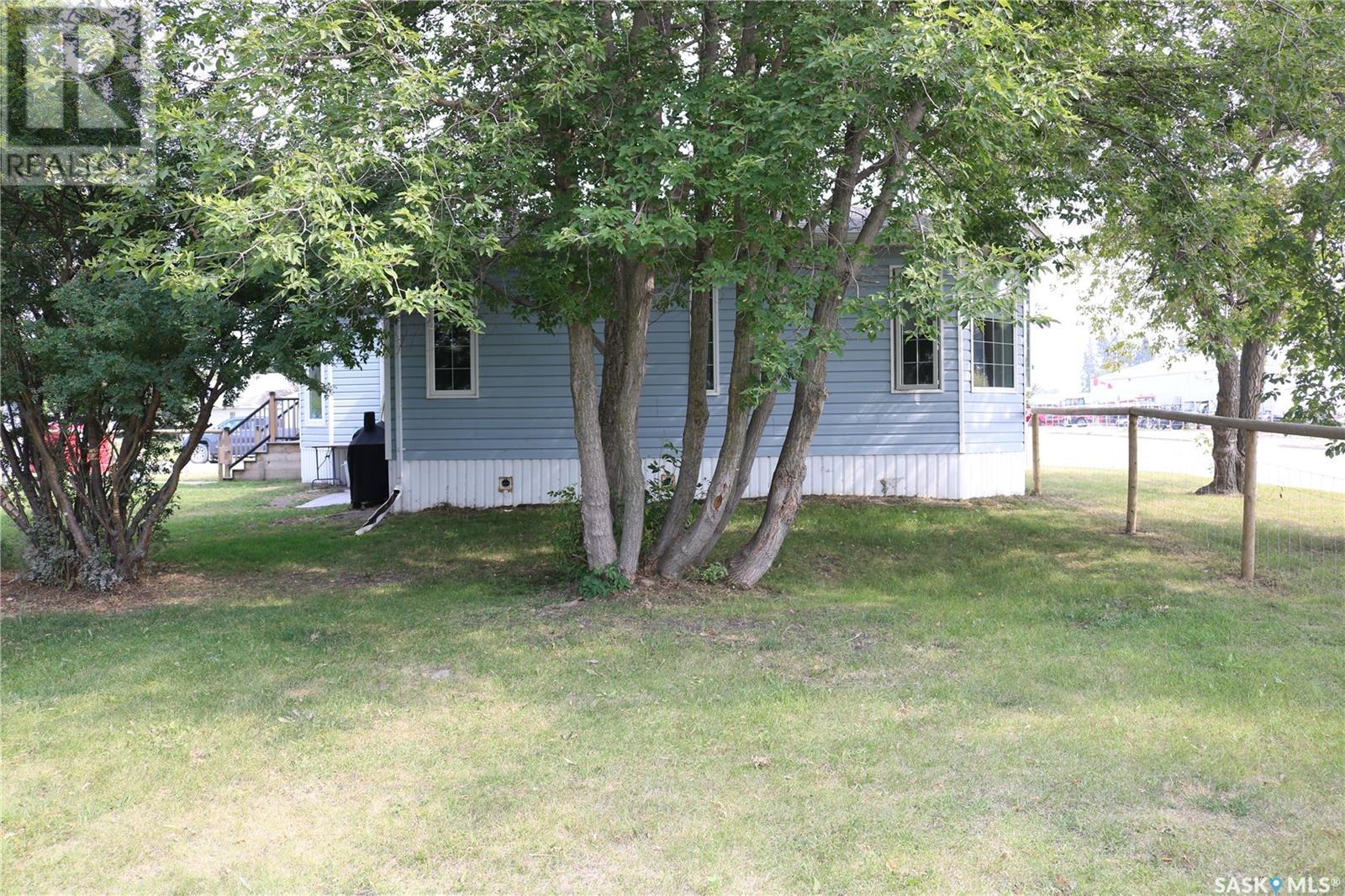 418 Railway Avenue, Rocanville, Saskatchewan  S0A 3L0 - Photo 34 - SK981035