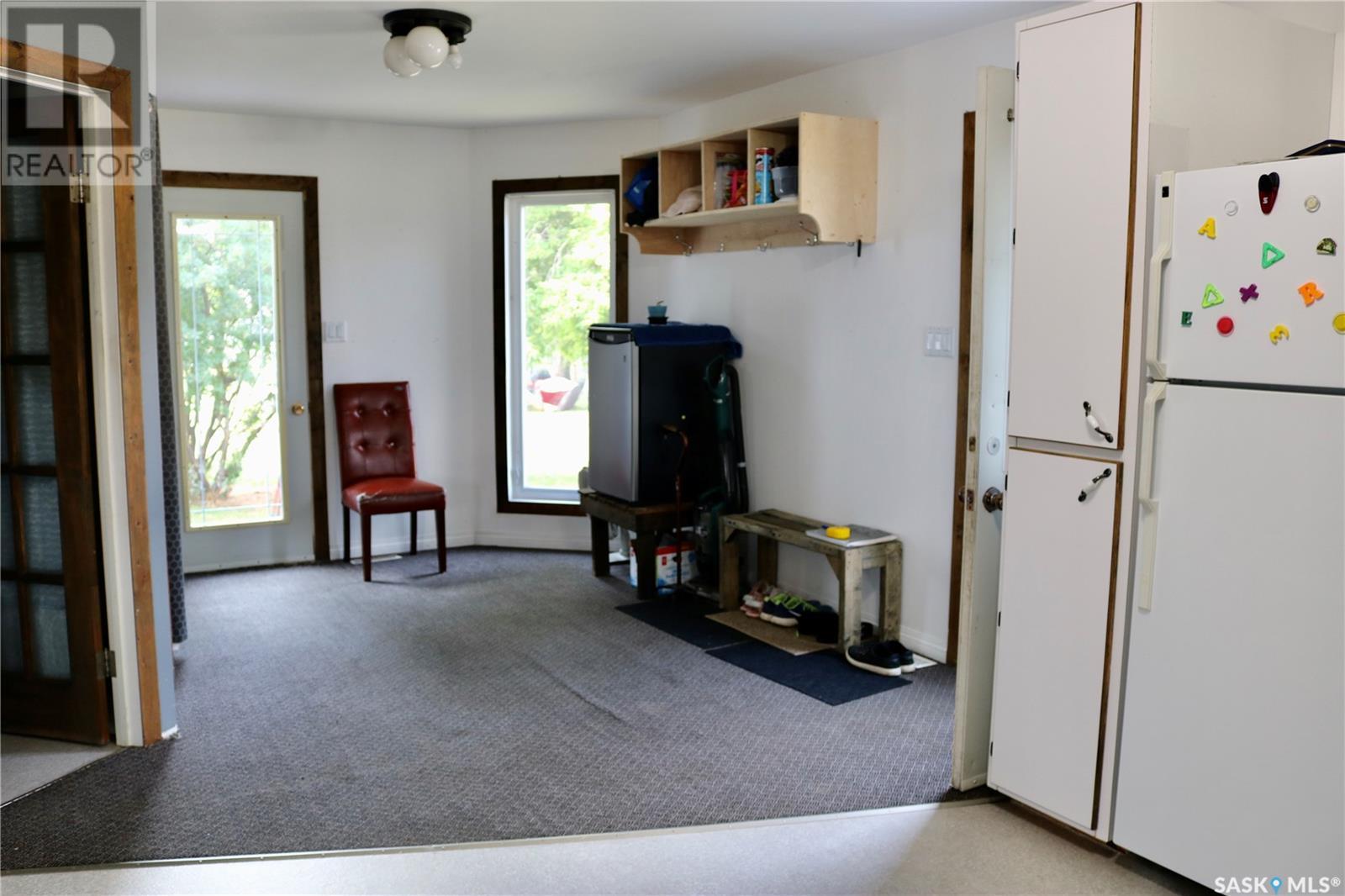 Property at 418 Railway AVENUE image 4