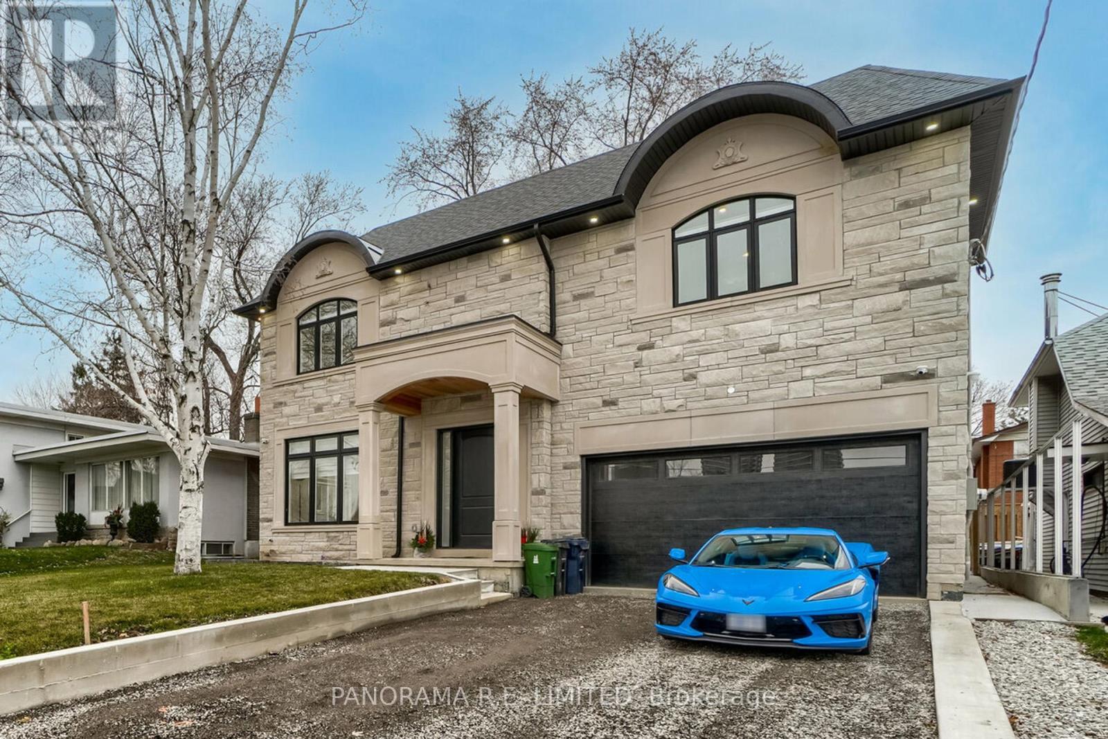 2 - 11 Cronin Drive, Toronto, Ontario  M9B 4T7 - Photo 8 - W9260335