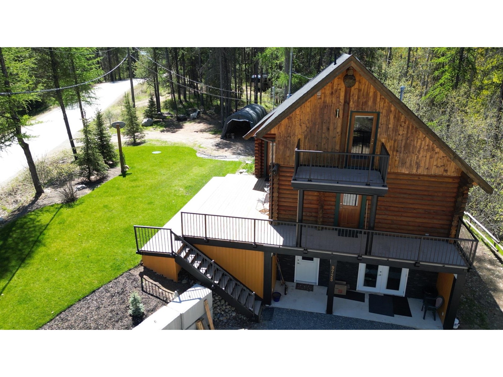 9725 Braunagel Road, Moyie, British Columbia  V0B 2A0 - Photo 3 - 2476531