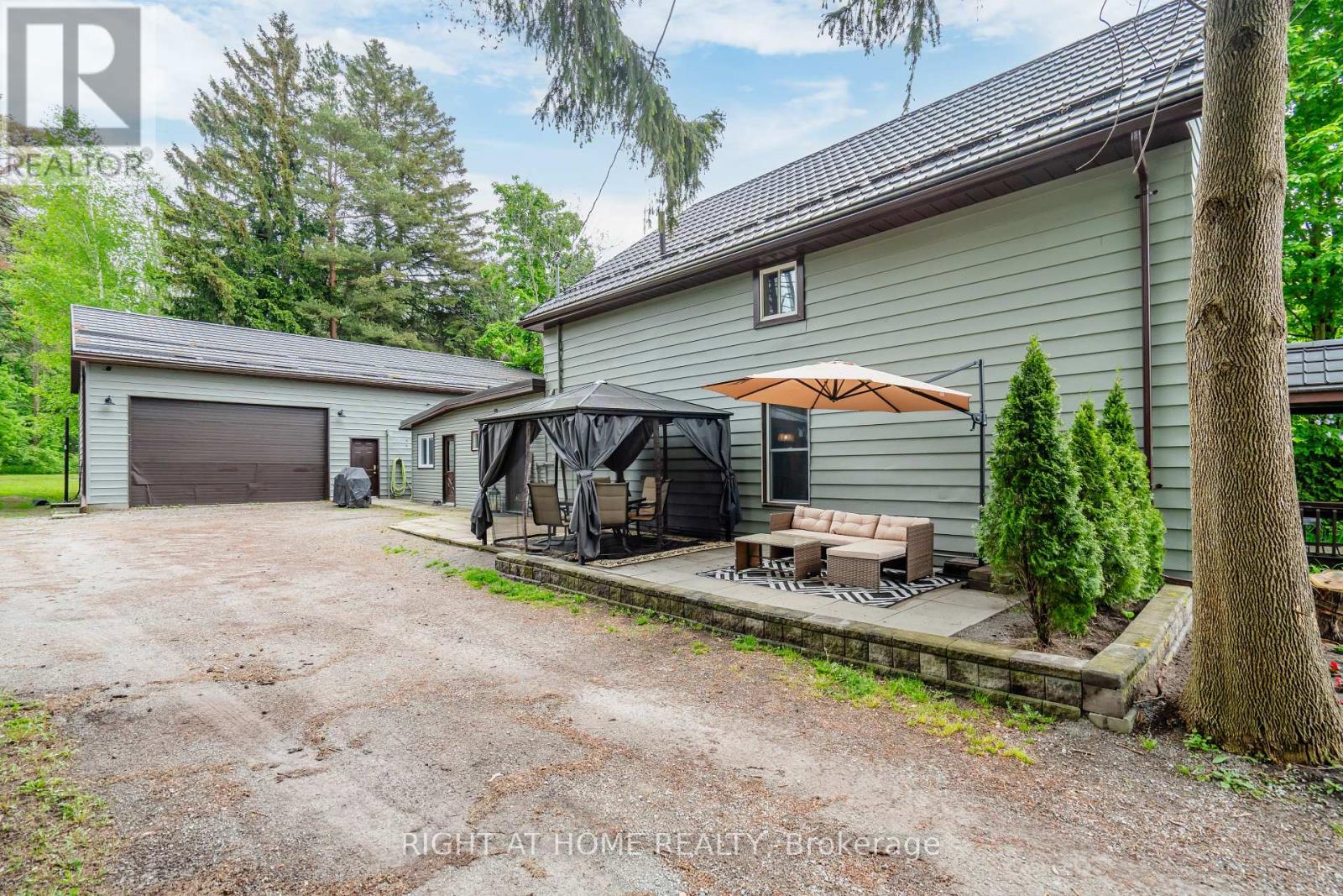 205 Fox Street, Penetanguishene, Ontario  L9M 1E7 - Photo 33 - S9260384