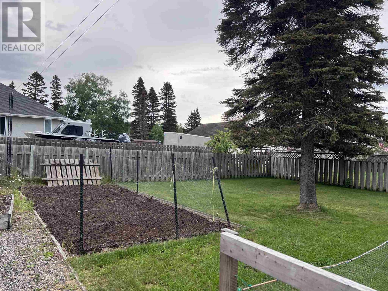 85 Hemlo Dr, Marathon, Ontario  P0T 2E0 - Photo 24 - TB242345