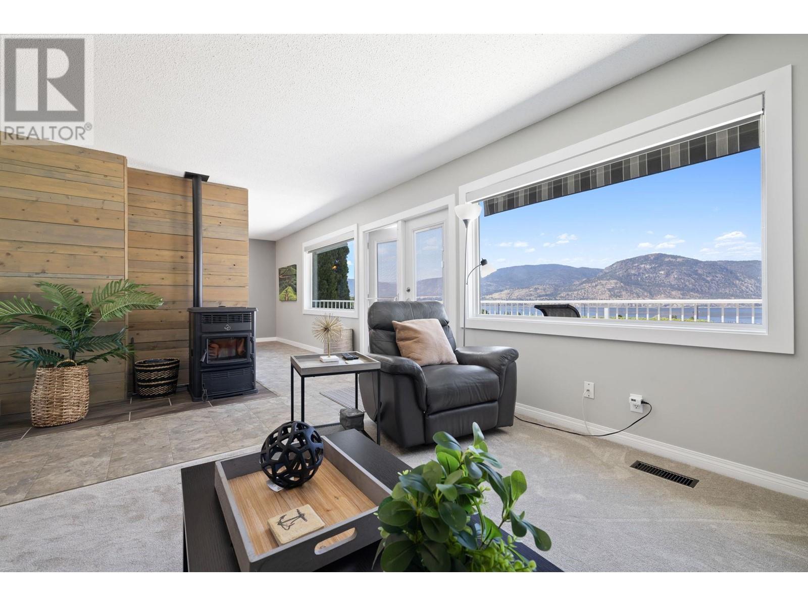 1166 DAVENPORT Avenue Penticton