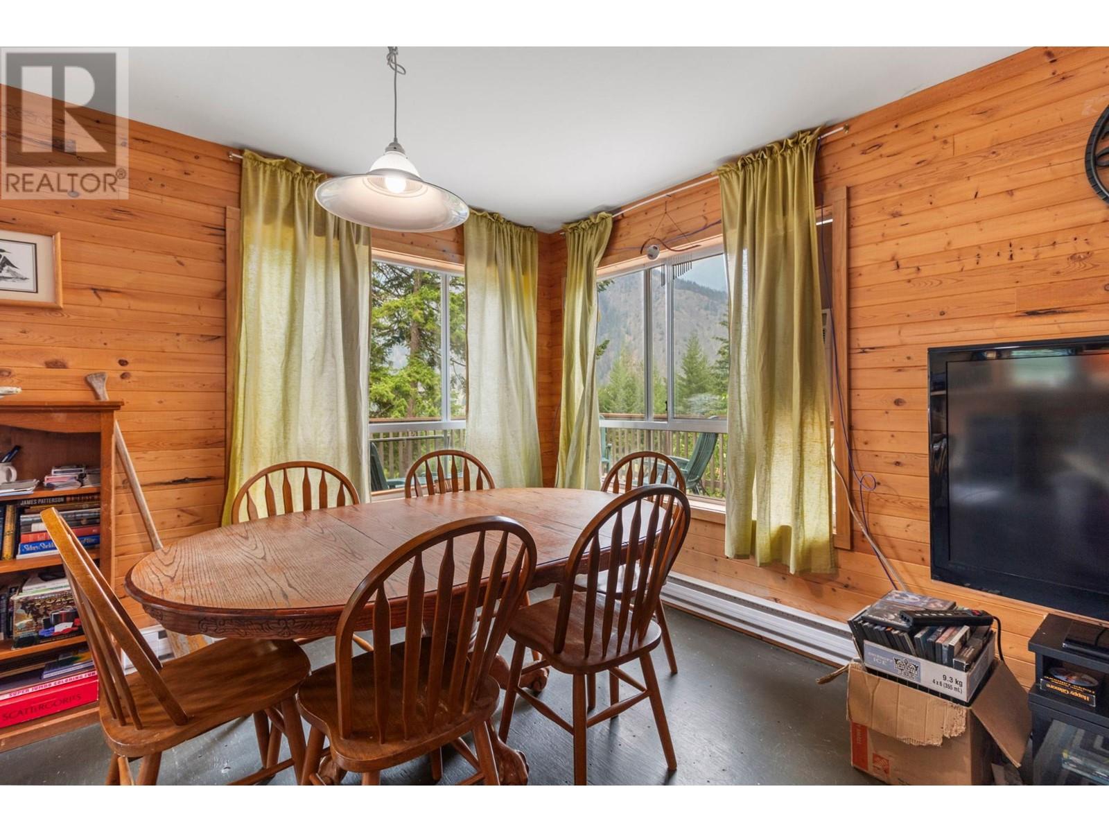 201 Cresta Rd, Lillooet, British Columbia  V0N 3B0 - Photo 12 - 180431