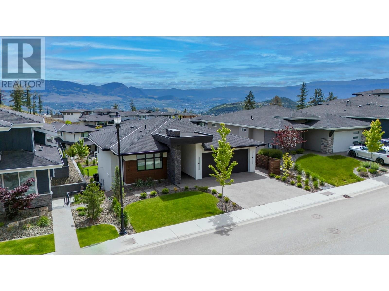 208 Skyland Drive Kelowna