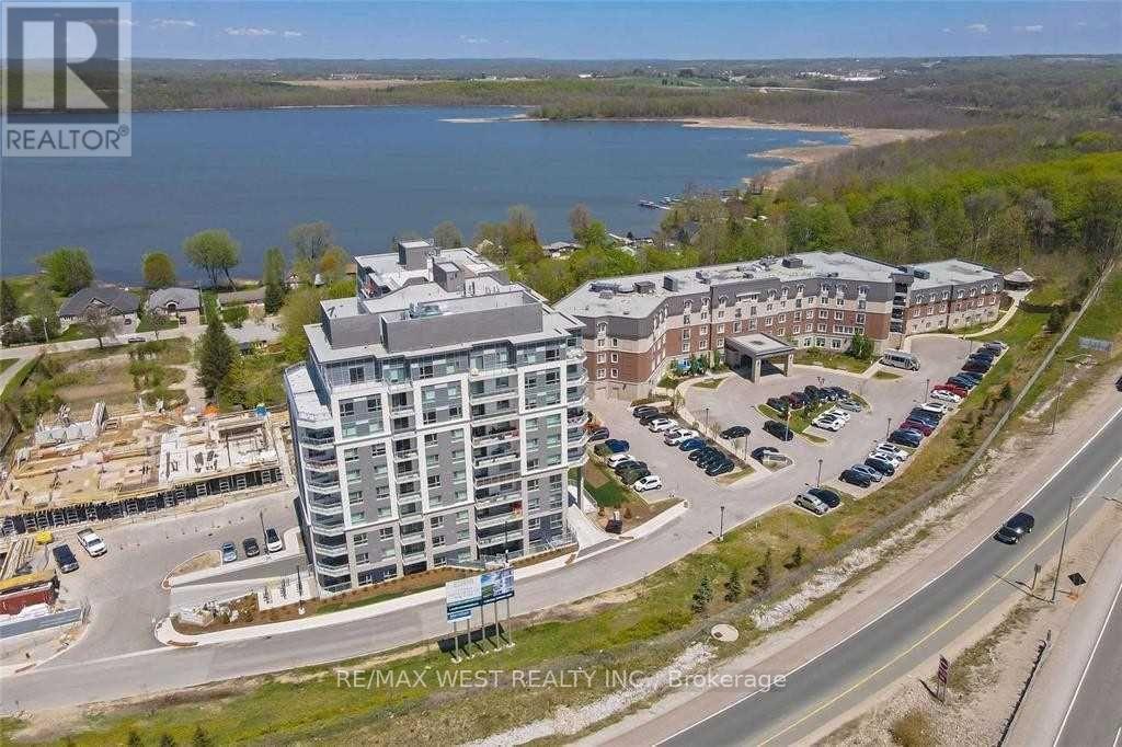 301 - 58 LAKESIDE TERRACE, barrie (little lake), Ontario