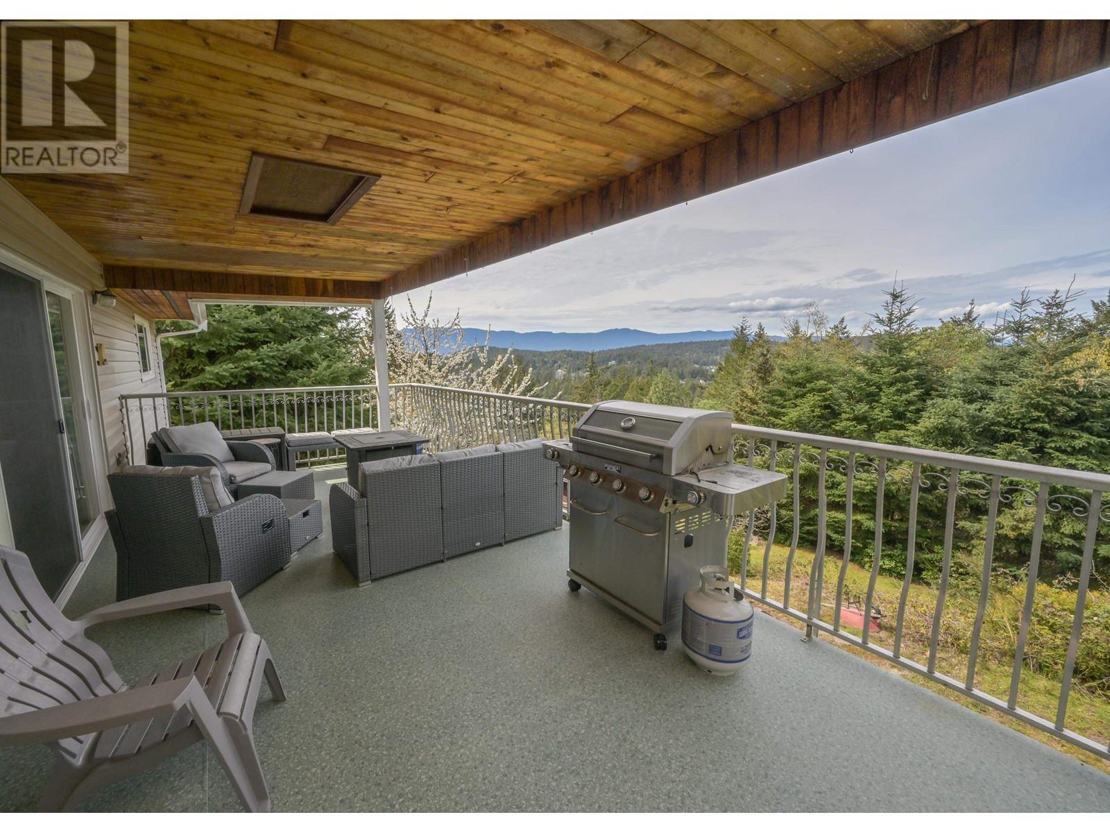 12873 Dogwood Drive, Pender Harbour, British Columbia  V0N 2H1 - Photo 10 - R2889865