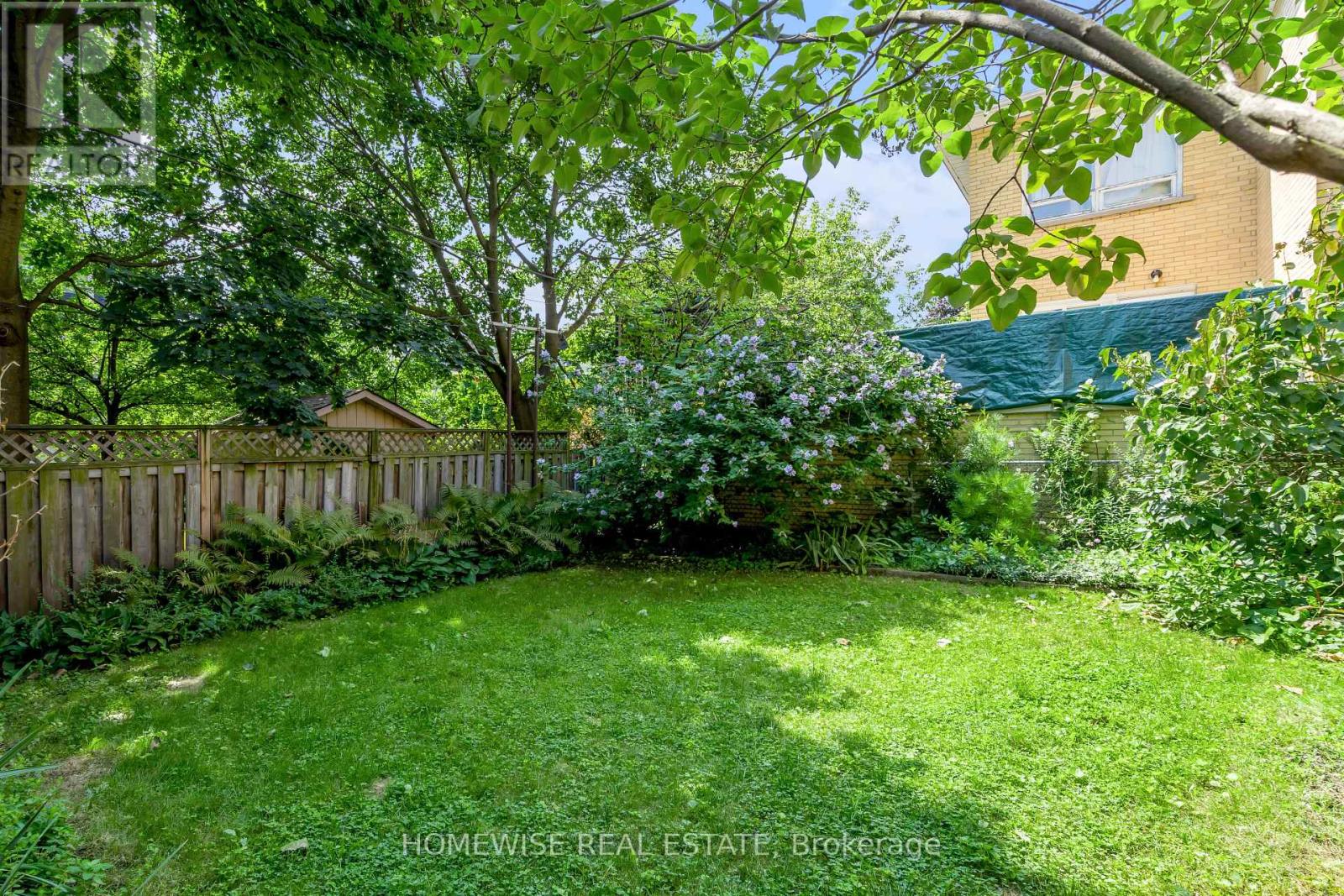 203 - 5 High Park Boulevard, Toronto, Ontario  M6R 1M5 - Photo 10 - W9261050