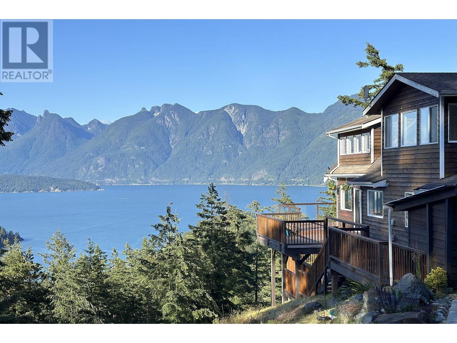 845 Valhalla Place, Bowen Island, British Columbia  V0N 1G1 - Photo 4 - R2907039