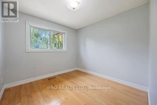 3028 Weston Road, Toronto, Ontario  M9M 2S7 - Photo 22 - W9261096