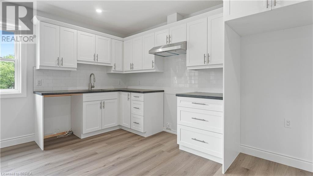 24b Balfour Street, Brantford, Ontario N3T 1J2 - Photo 22 - 40633957