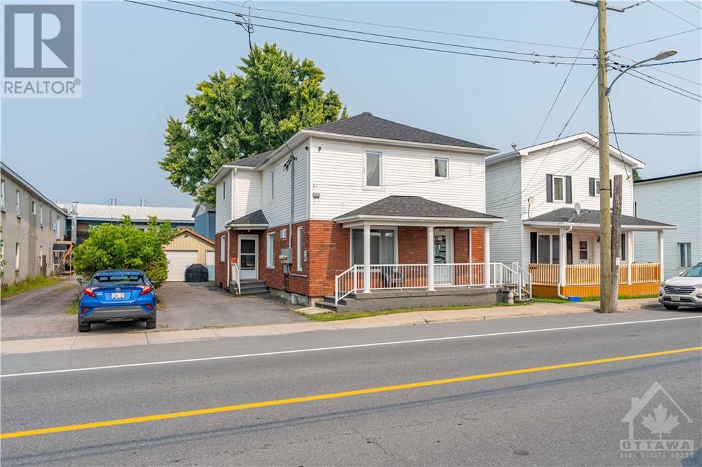 4515 STE CATHERINE STREET St Isidore