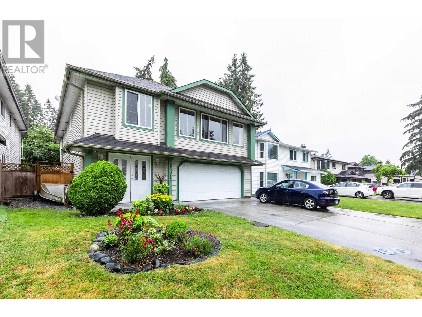 23012 Cliff Avenue, Maple Ridge, British Columbia  V2X 7Z9 - Photo 2 - R2909113