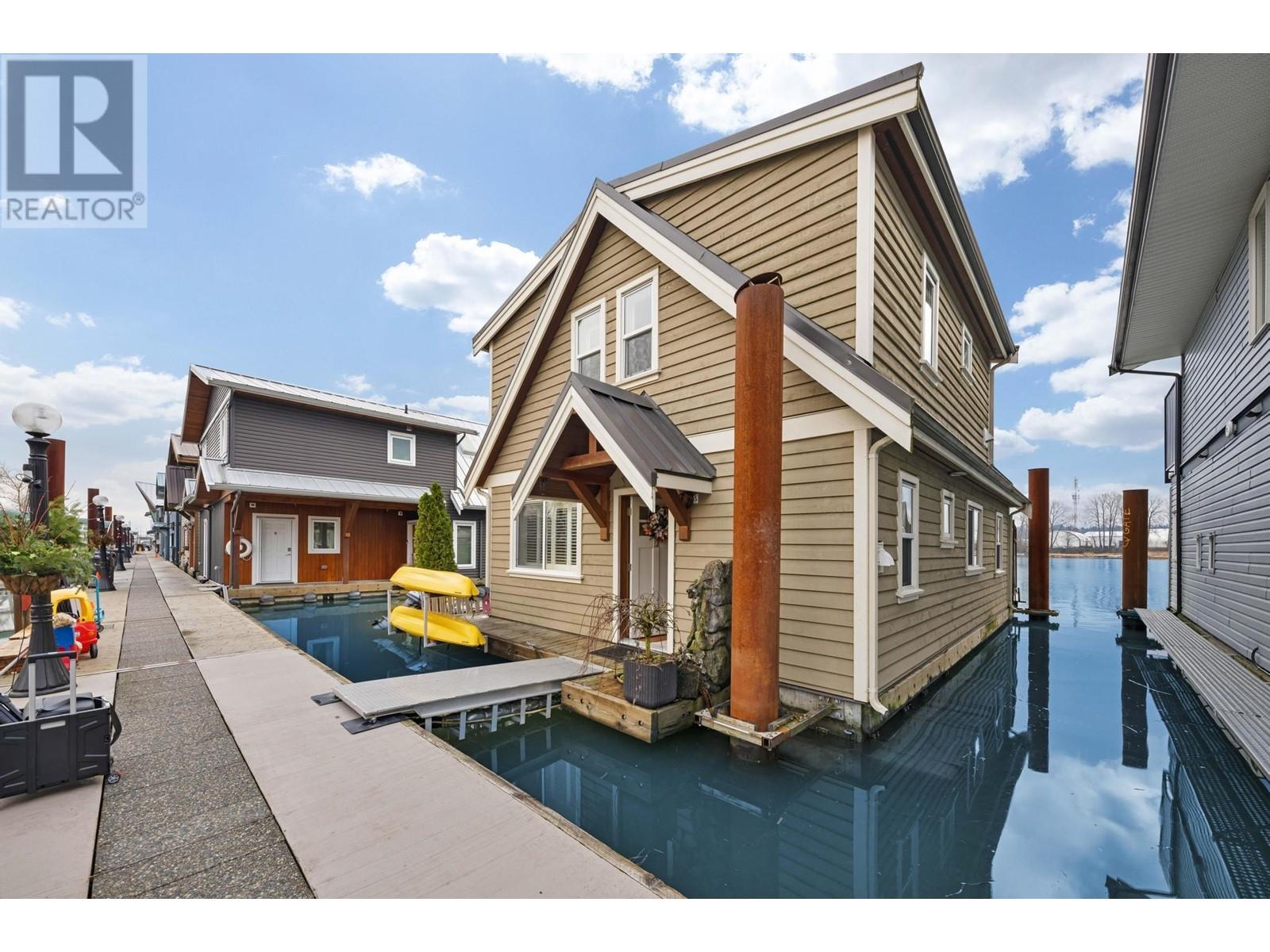 7 750 South Dyke Road, New Westminster, British Columbia  V3M 4Z8 - Photo 3 - R2916498