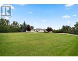 121 Bailey Avenue, Rural Camrose County, Ca