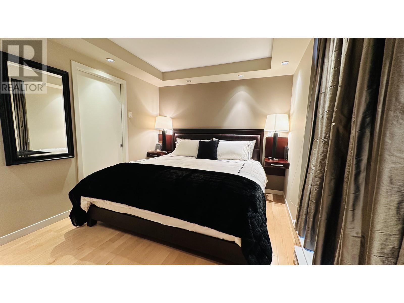 Listing Picture 12 of 27 : 2323 938 SMITHE STREET, Vancouver / 溫哥華 - 魯藝地產 Yvonne Lu Group - MLS Medallion Club Member