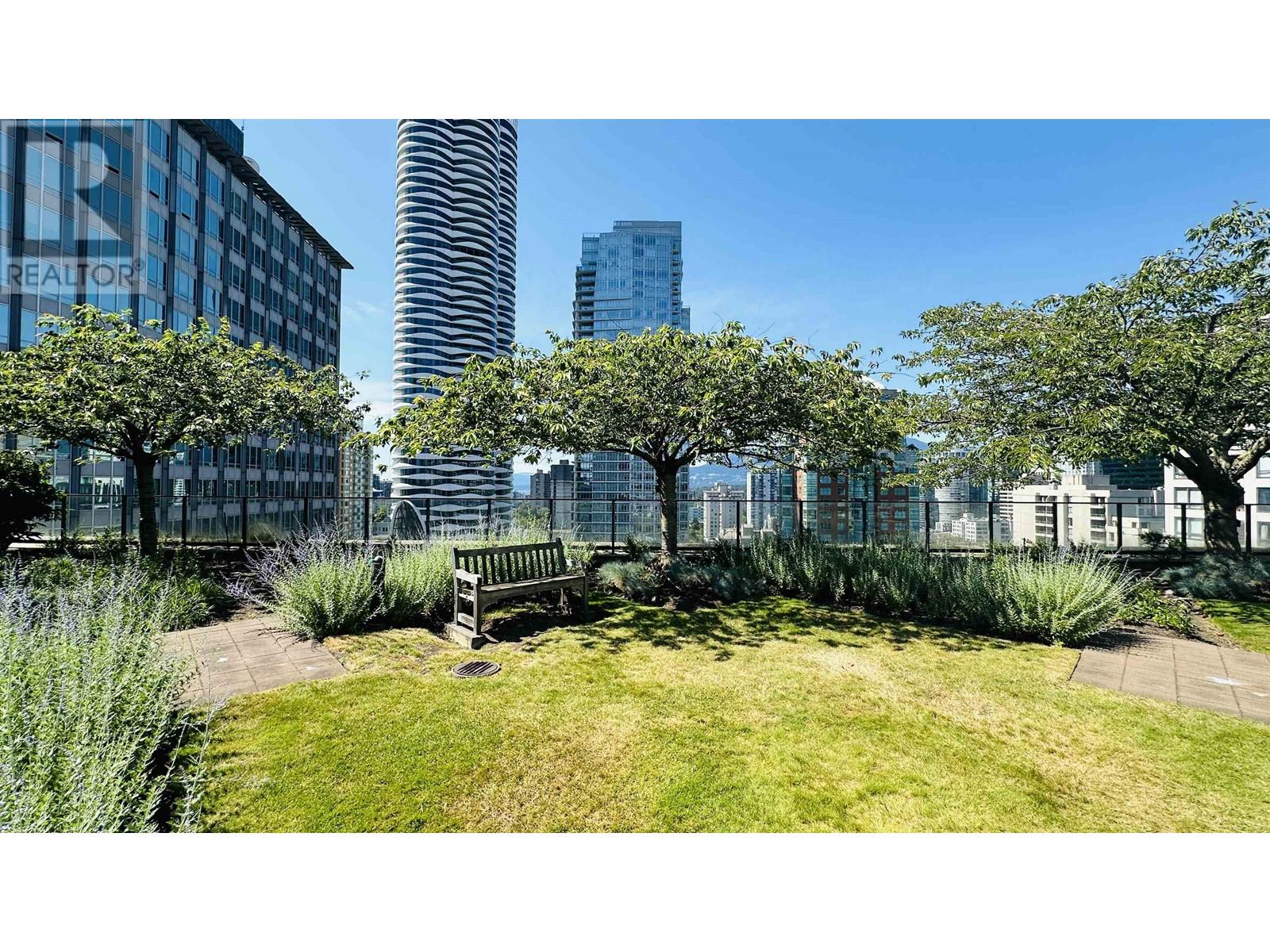 Listing Picture 27 of 27 : 2323 938 SMITHE STREET, Vancouver / 溫哥華 - 魯藝地產 Yvonne Lu Group - MLS Medallion Club Member