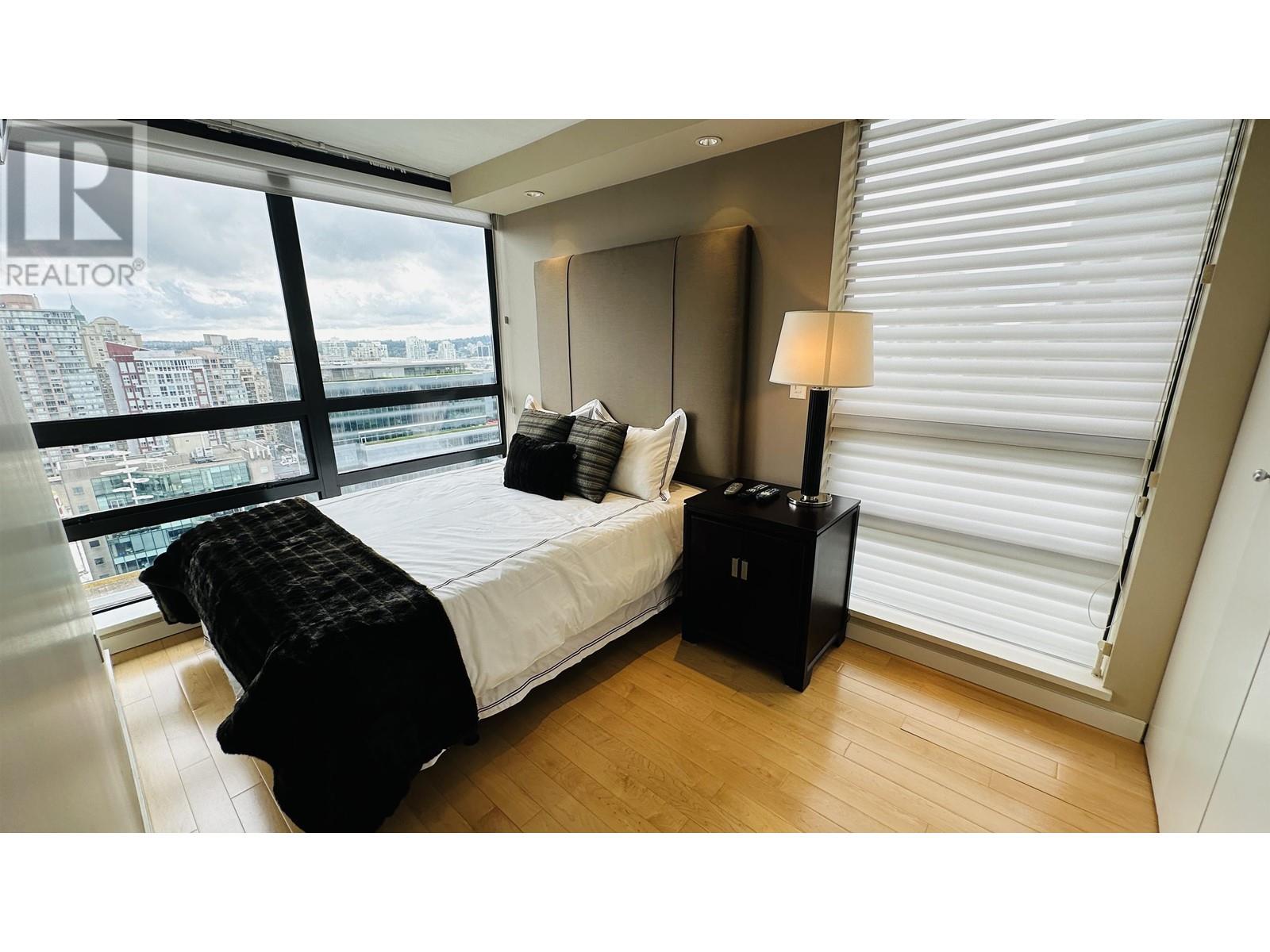 Listing Picture 15 of 27 : 2323 938 SMITHE STREET, Vancouver / 溫哥華 - 魯藝地產 Yvonne Lu Group - MLS Medallion Club Member