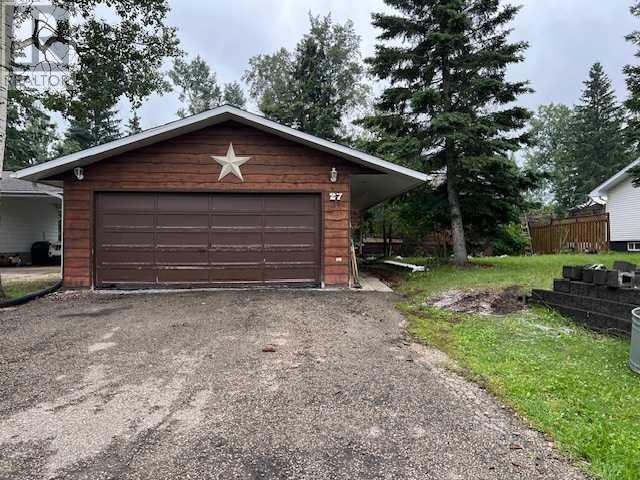 27 Beaver Drive, Whitecourt, Alberta  T7S 1G4 - Photo 1 - A2158612