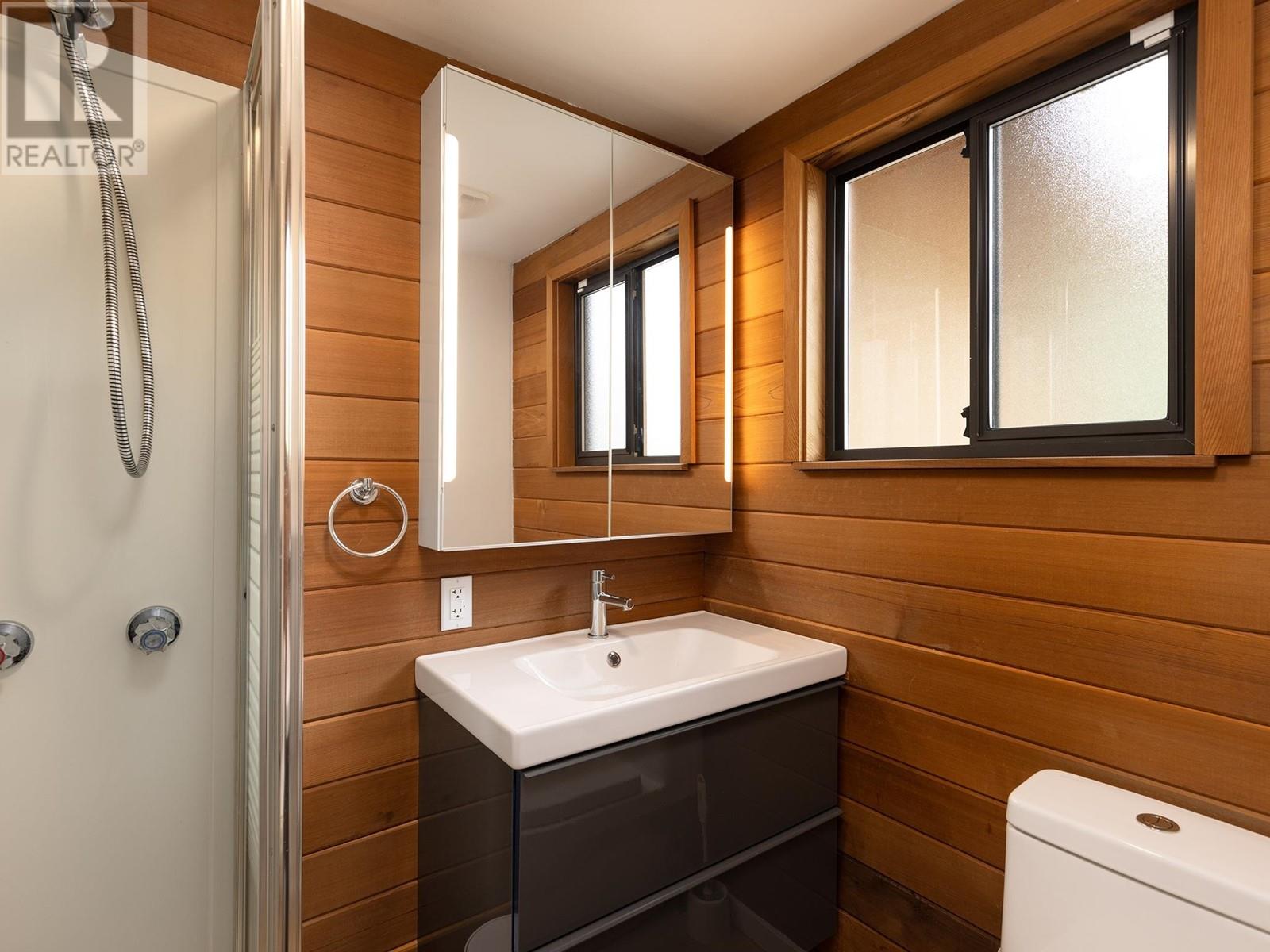 7320 Macrae Road, Pemberton, British Columbia  V0N 2L3 - Photo 22 - R2916674