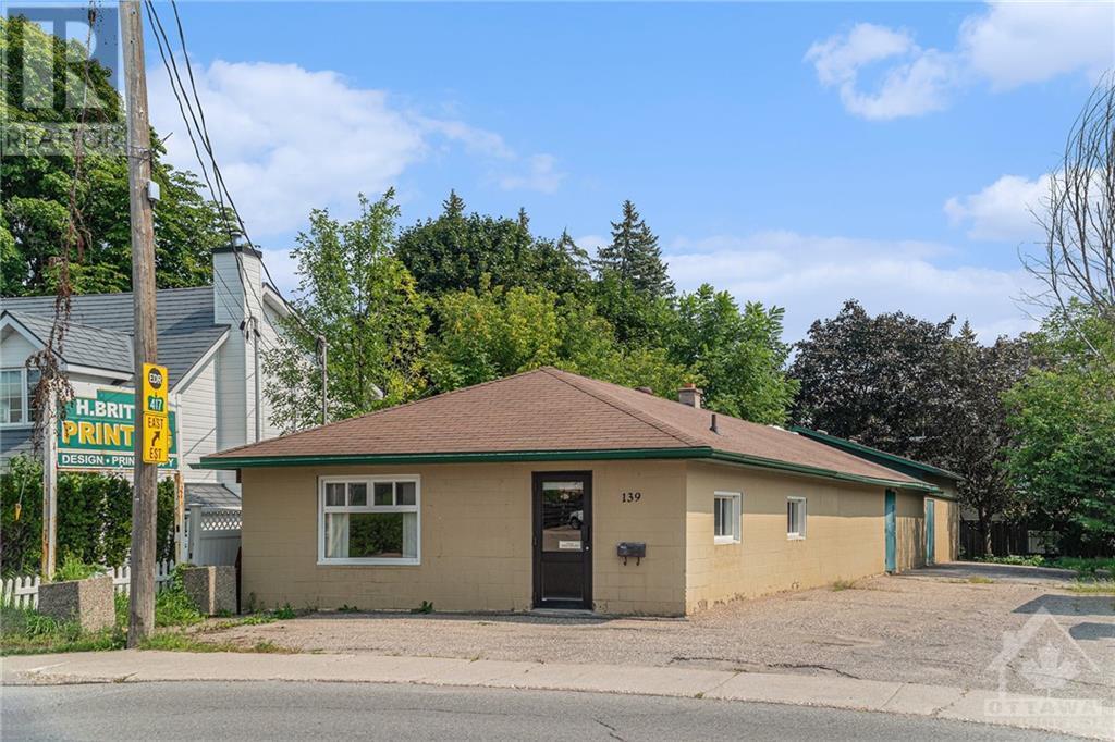 139 DANIEL STREET N, Arnprior, Ontario