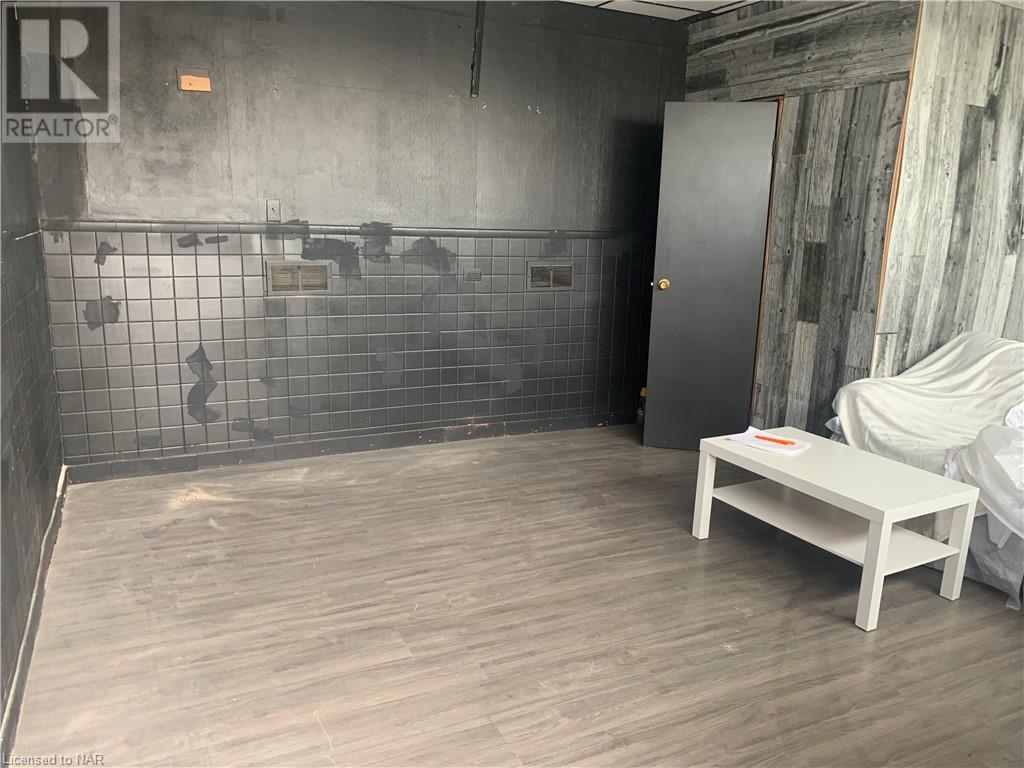 4830 Bridge Street Unit# Front, Niagara Falls, Ontario  L2E 2R9 - Photo 1 - 40635554