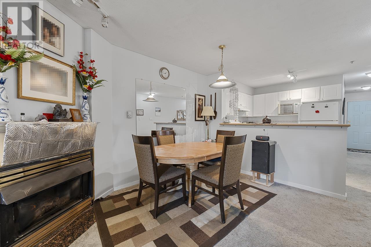 211 868 Kingsway, Vancouver, British Columbia  V5V 3C3 - Photo 8 - R2916353