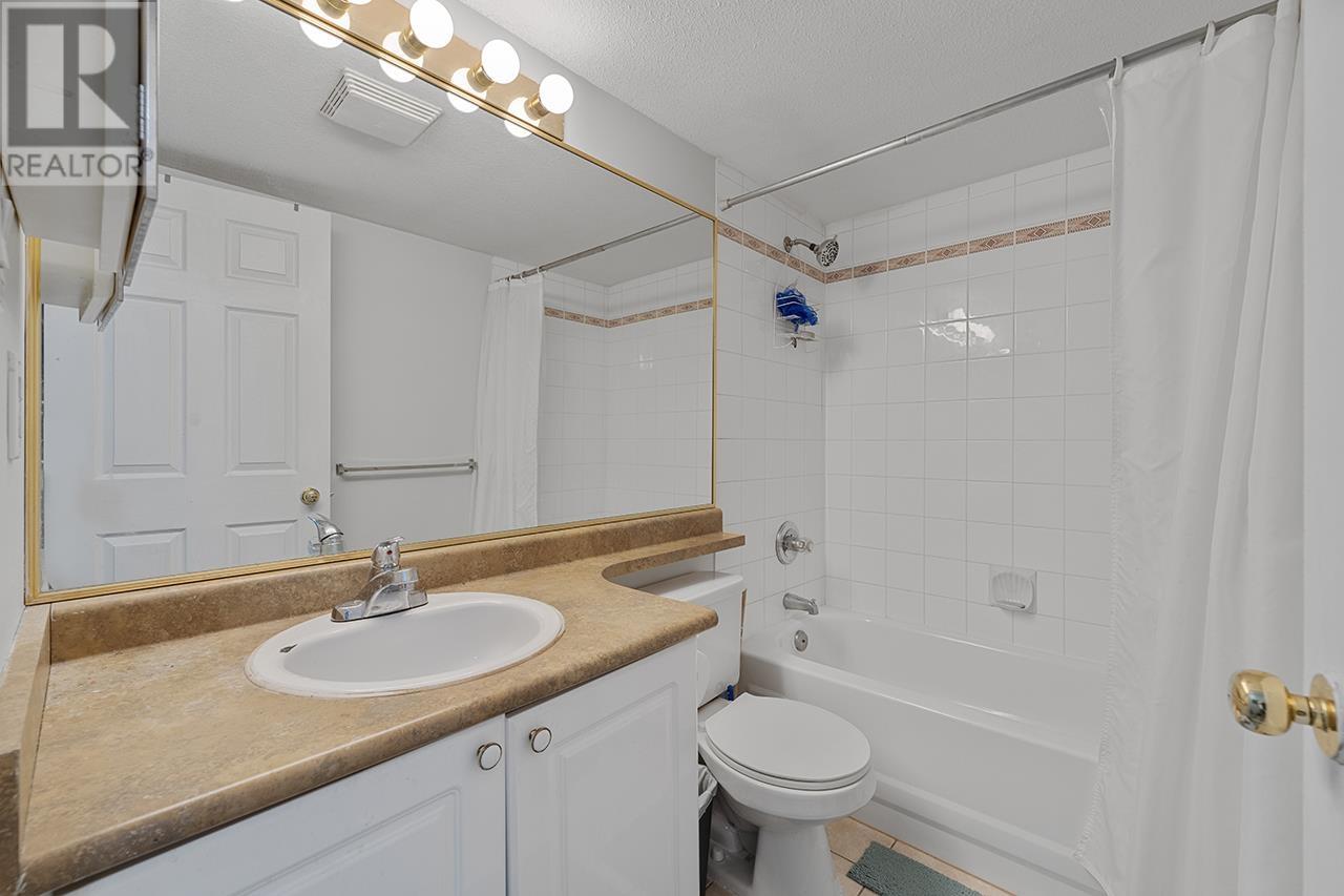 211 868 Kingsway, Vancouver, British Columbia  V5V 3C3 - Photo 12 - R2916353