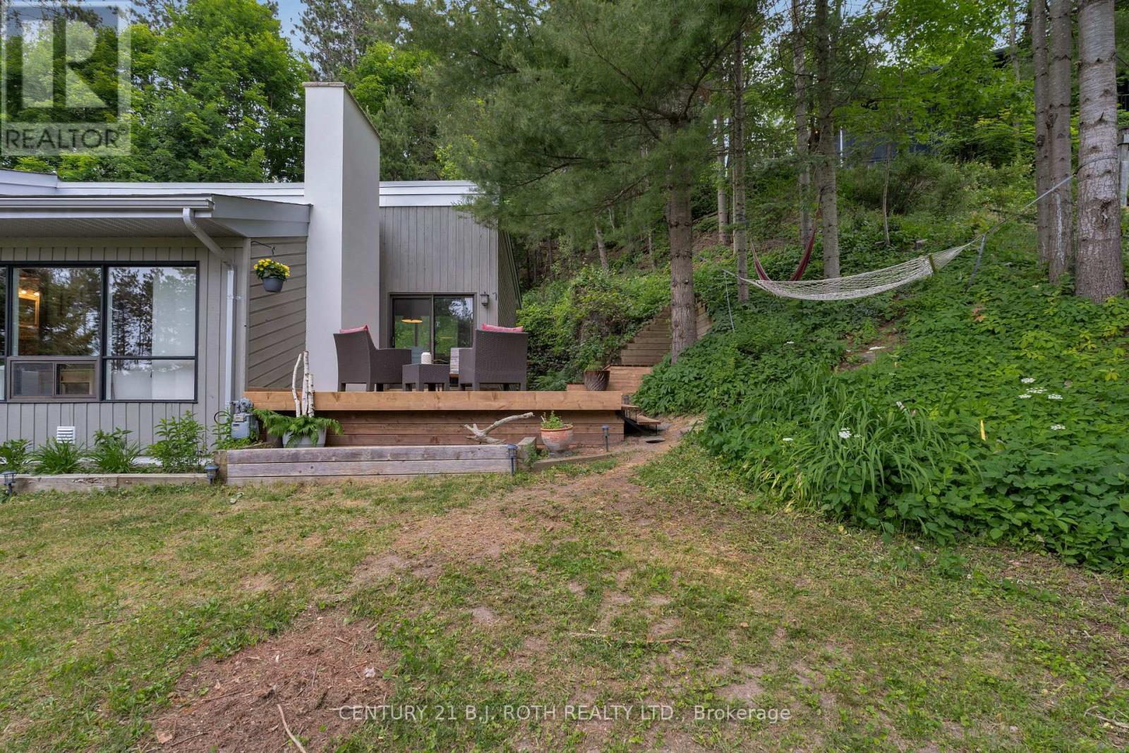 8 Pine Spring Road, Oro-Medonte (Horseshoe Valley), Ontario  L4M 4Y8 - Photo 35 - S9261661