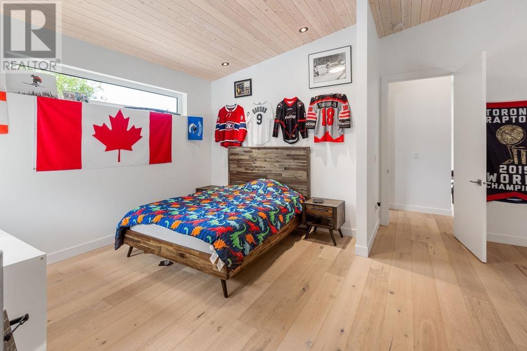 1008 Stewart Road, Gibsons, British Columbia  V0N 1V7 - Photo 31 - R2911266