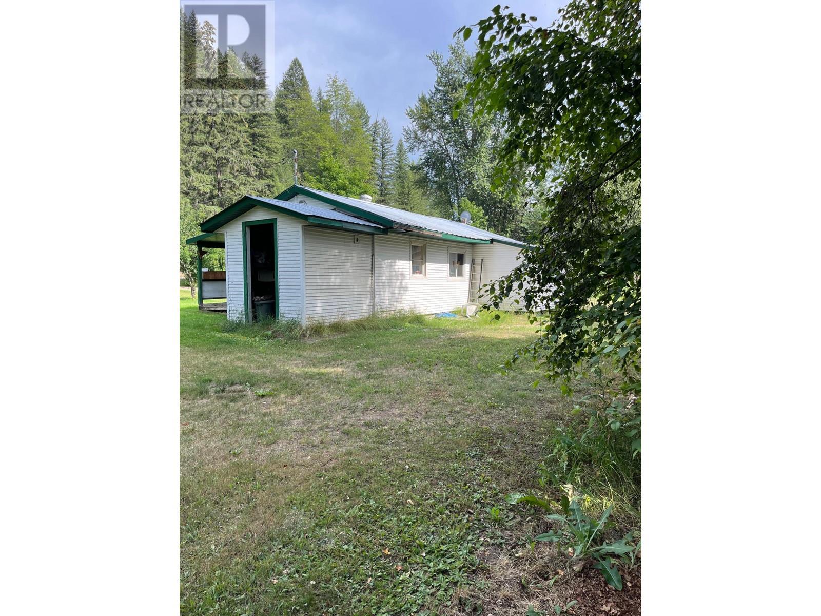 640 Clearwater Village Road, Clearwater, British Columbia  V0E 1N1 - Photo 3 - 180443