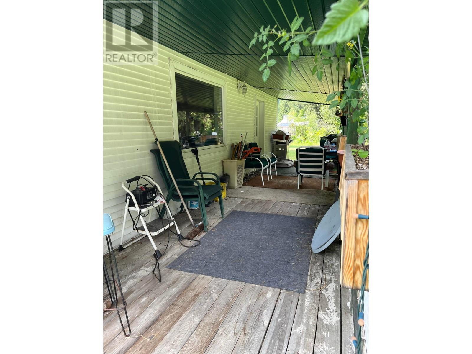 640 Clearwater Village Road, Clearwater, British Columbia  V0E 1N1 - Photo 4 - 180443