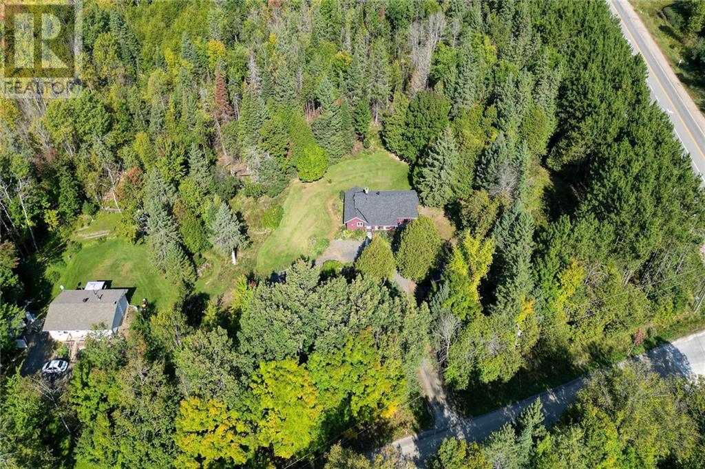 1256 DRUMMOND 9A CONCESSION ROAD Perth