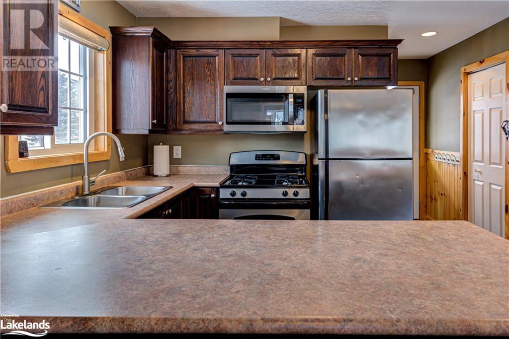 11 Temagami Trail, Wasaga Beach, Ontario  L9Z 1X7 - Photo 19 - 40539815