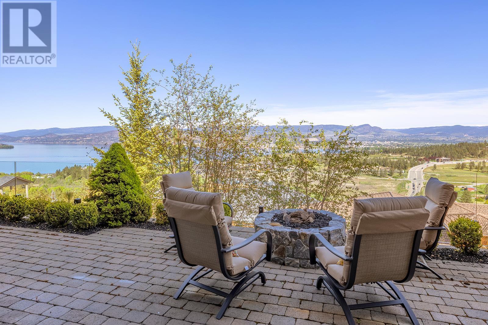 1805 Scott Crescent West Kelowna