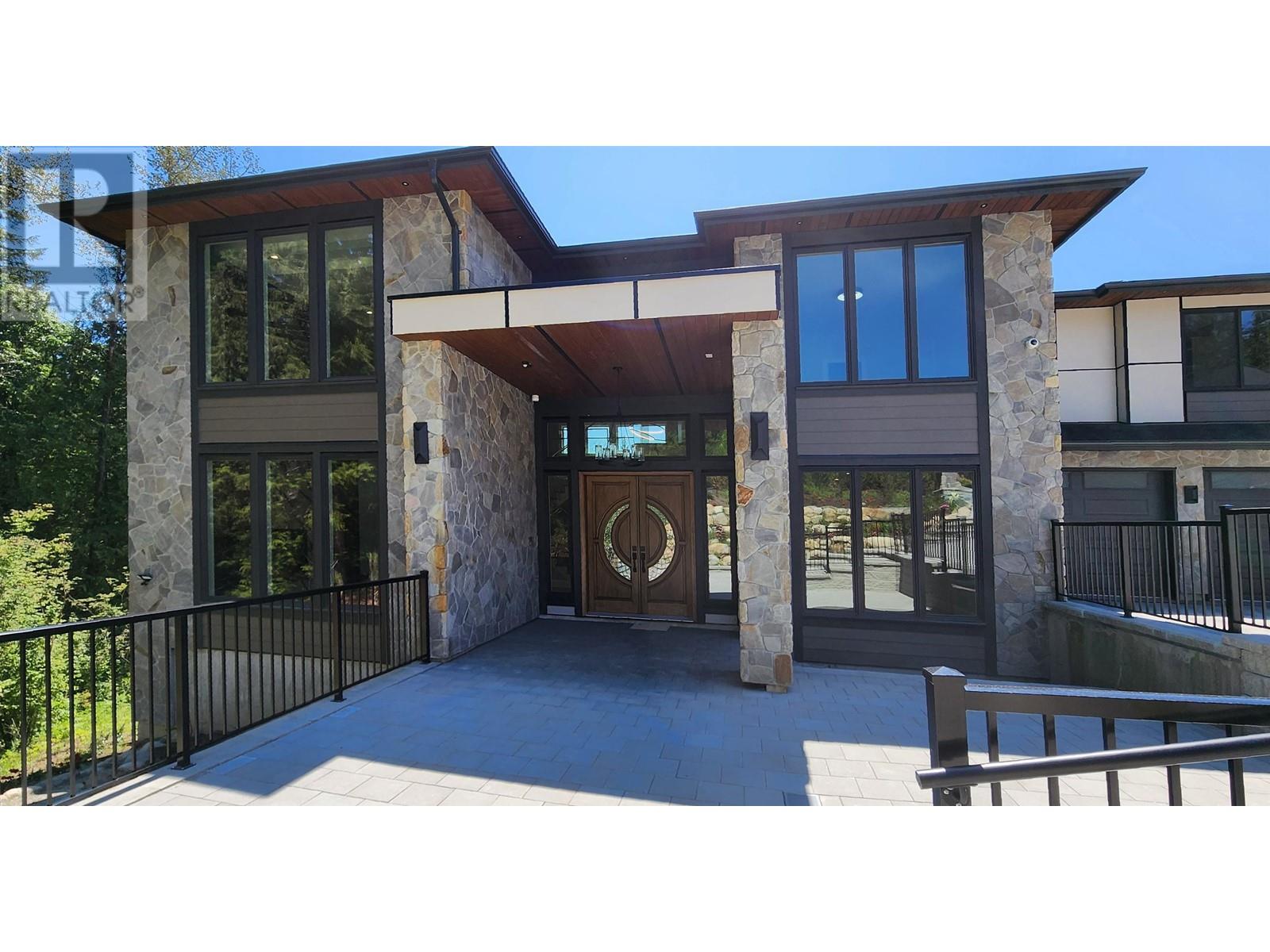 12230 267 Street, Maple Ridge, British Columbia  V2W 0E2 - Photo 1 - R2910955