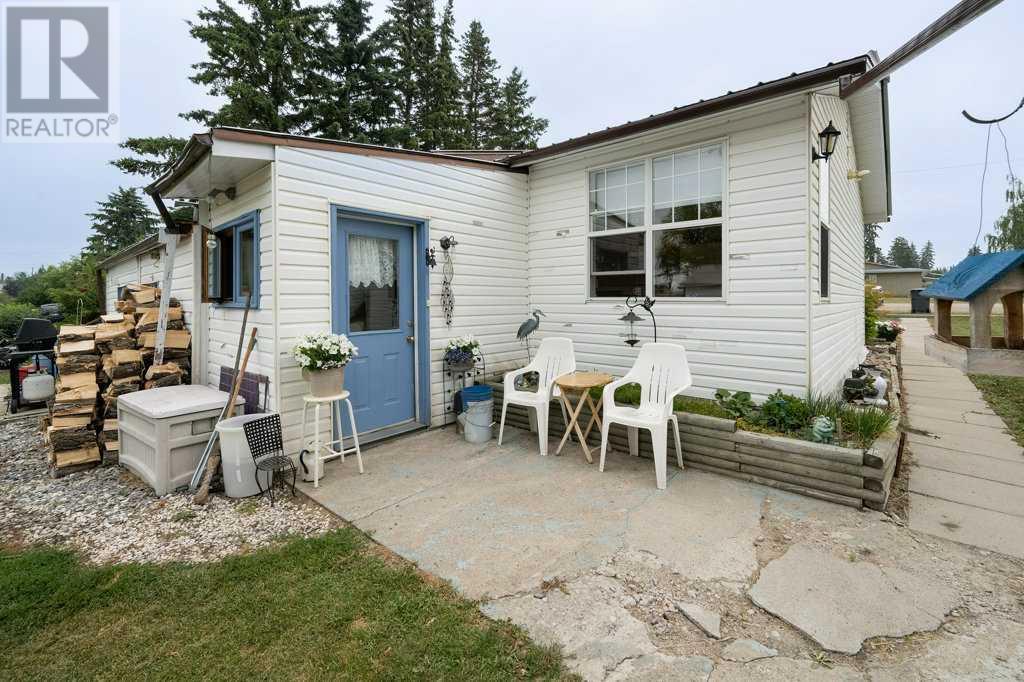 322 Main Street, Elnora, Alberta  T0M 0Y0 - Photo 34 - A2155916