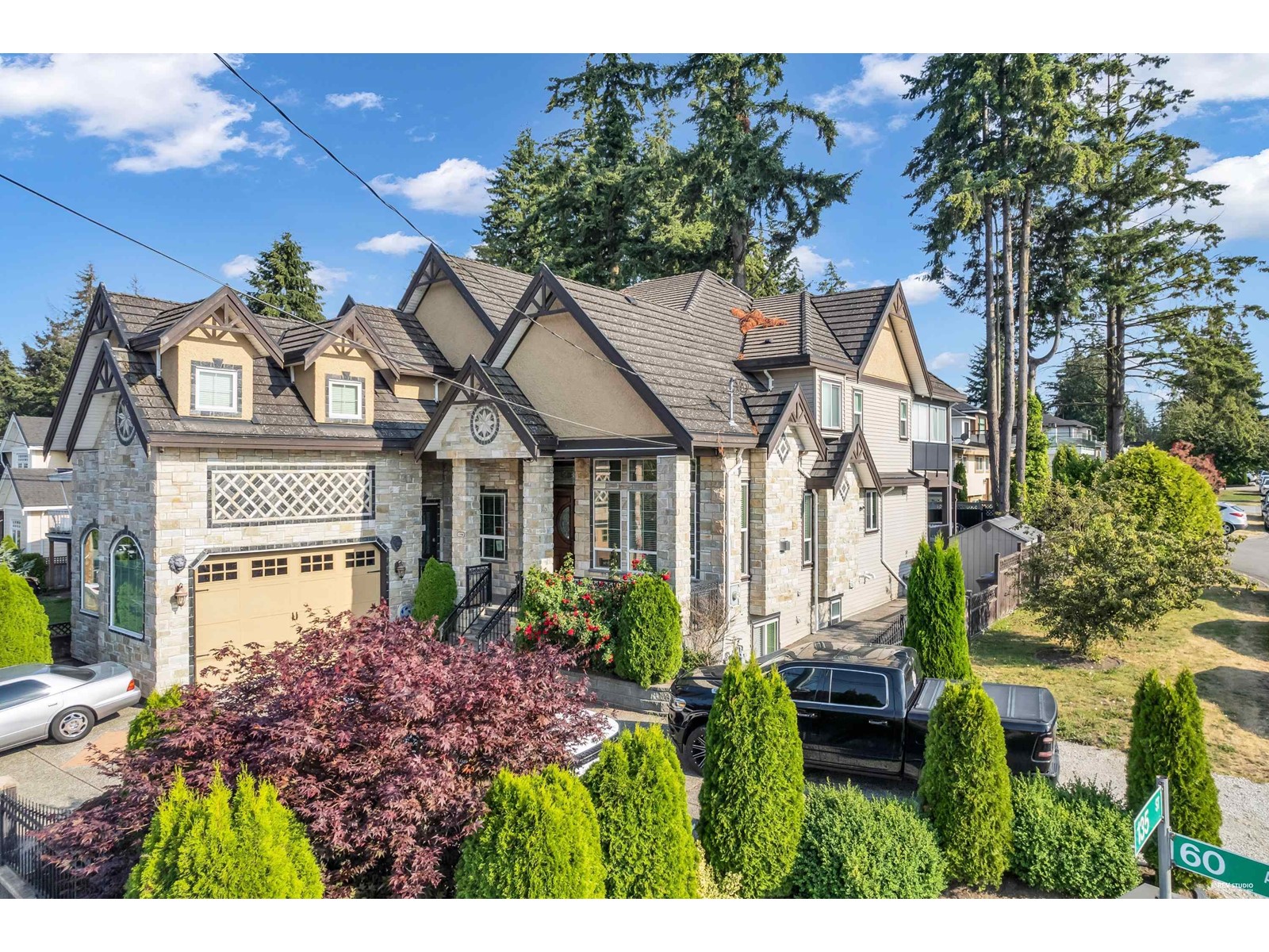 Property at 13510 60 AVENUE image 3