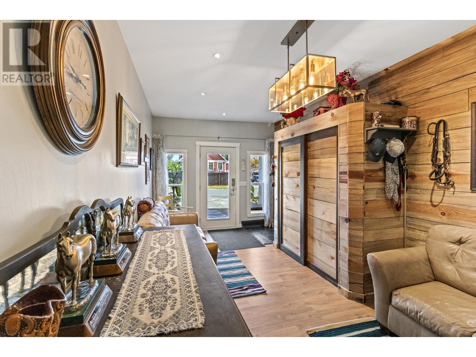 224 Cypress Ave, Kamloops, British Columbia   - Photo 8 - 180441