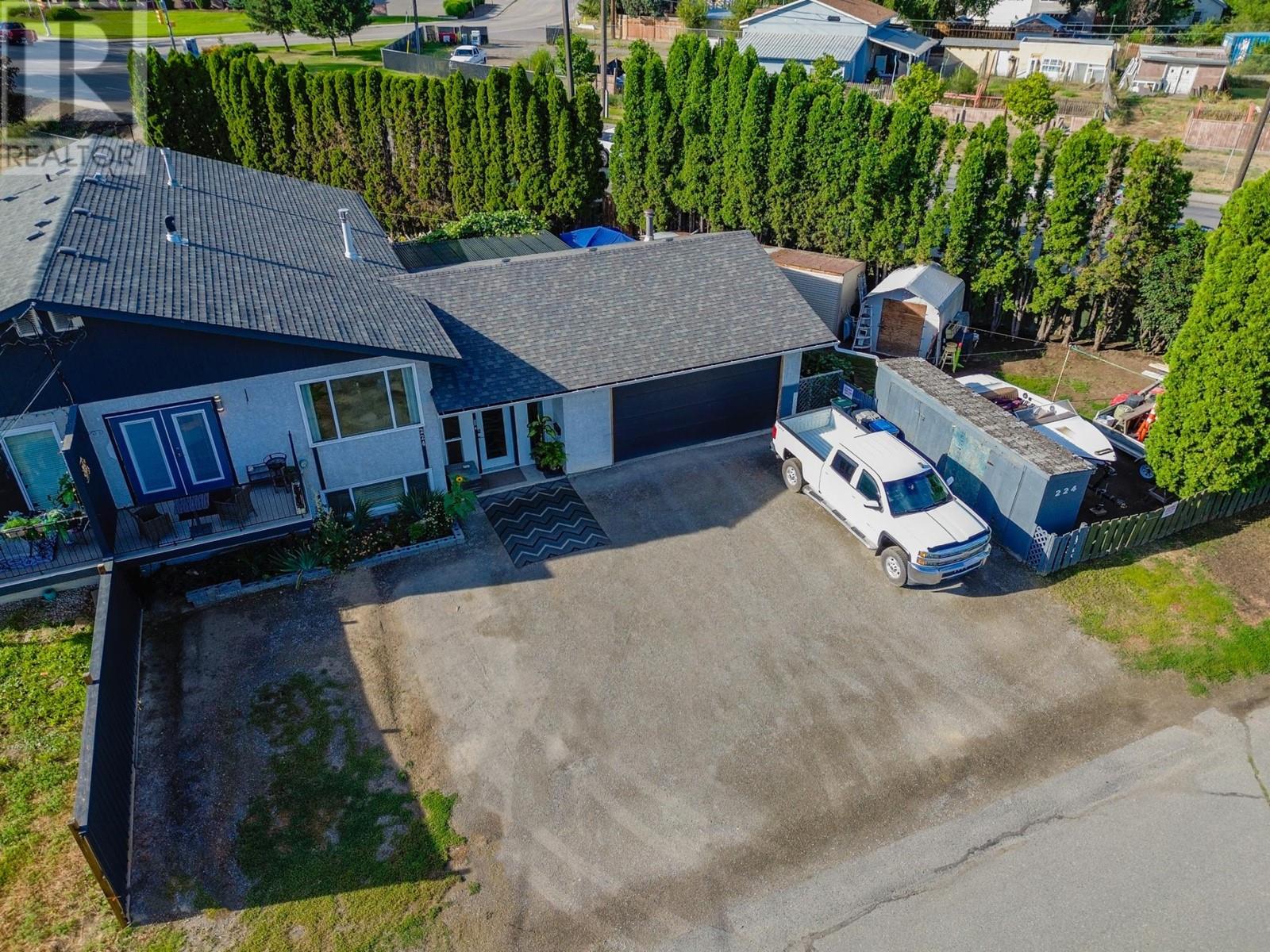 224 Cypress Ave, Kamloops, British Columbia   - Photo 2 - 180441