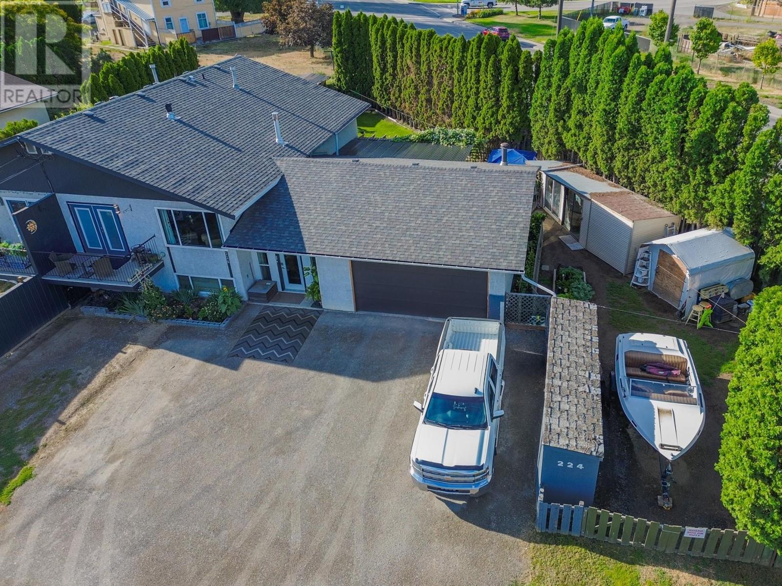 224 Cypress Ave, Kamloops, British Columbia   - Photo 3 - 180441