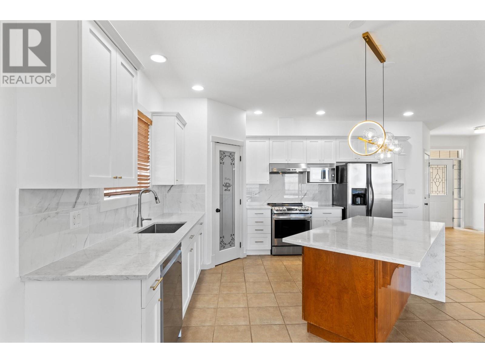 2542 Bentall Drive, Kamloops, British Columbia  V1S 2B2 - Photo 6 - 180450