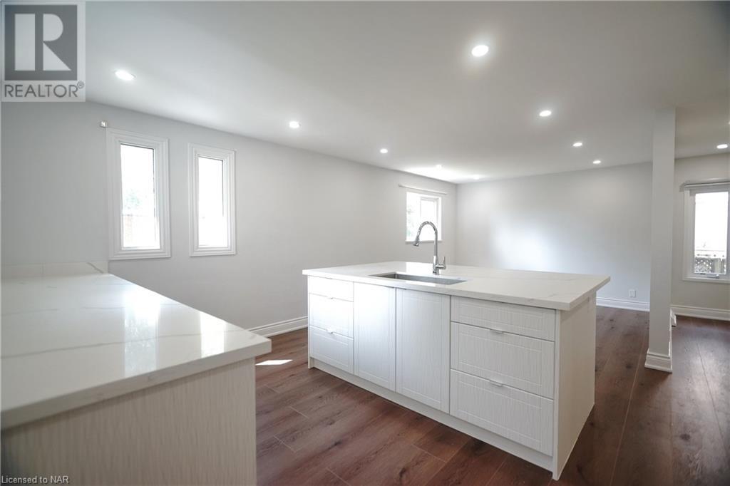 24 Riverview Boulevard, St. Catharines, Ontario  L2T 3L8 - Photo 17 - 40631333