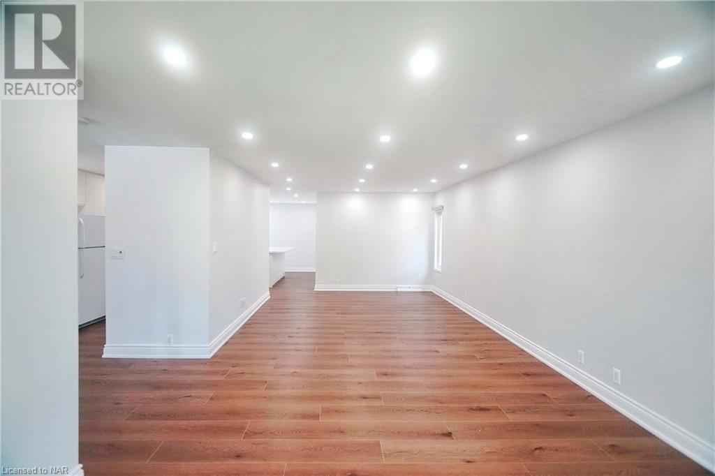 24 Riverview Boulevard, St. Catharines, Ontario  L2T 3L8 - Photo 10 - 40631333