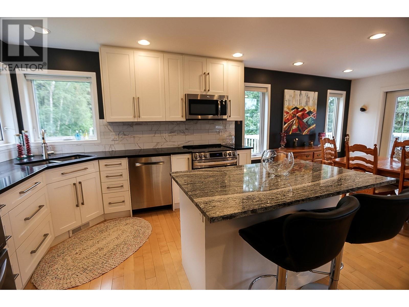 3520 Glengrove Road, Barriere, British Columbia  V0E 2E0 - Photo 21 - 180454