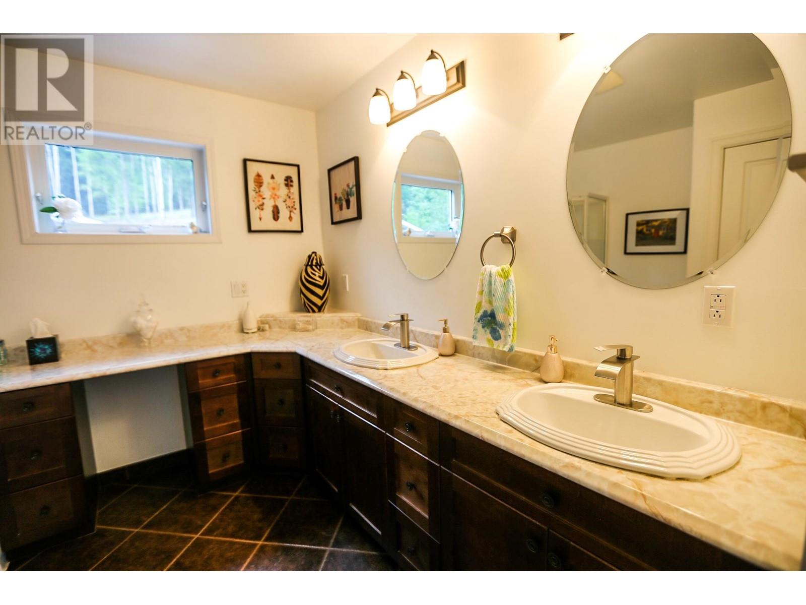 3520 Glengrove Road, Barriere, British Columbia  V0E 2E0 - Photo 32 - 180454