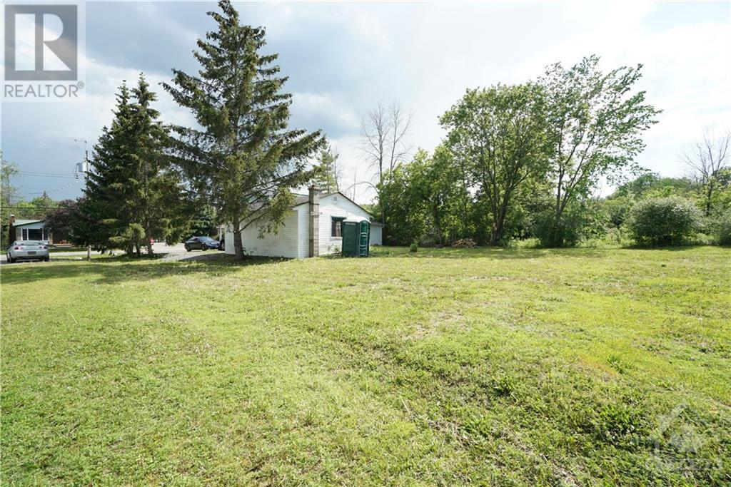 7771 Lawrence Street, Ottawa, Ontario  K0A 3J0 - Photo 10 - 1407654